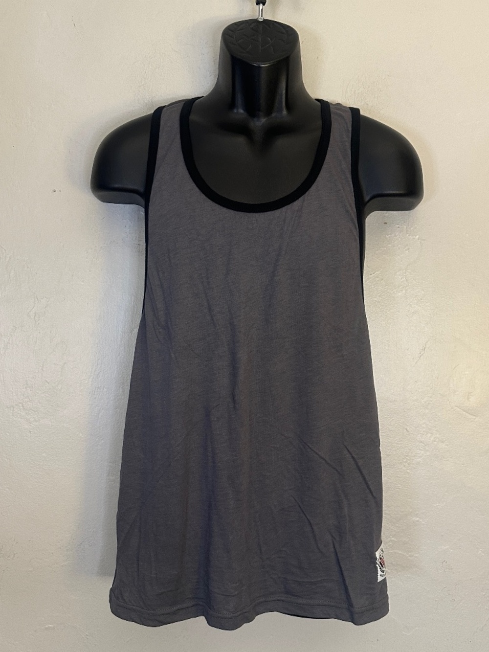 Timoteo Tank Top XL see size chart Gently worn 78% polyester/22% rayon